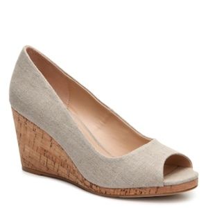 Kelly and Katie - wedge heel peep-toe - canvas - size 11 nwt